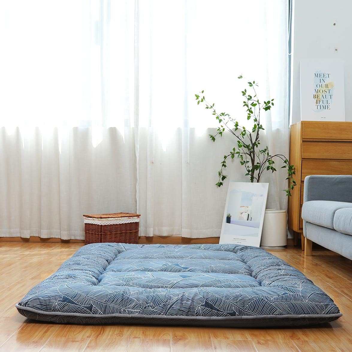 Japanese Floor Mattress Foldable Roll Up Tatami Mat with Washable Cover Q614