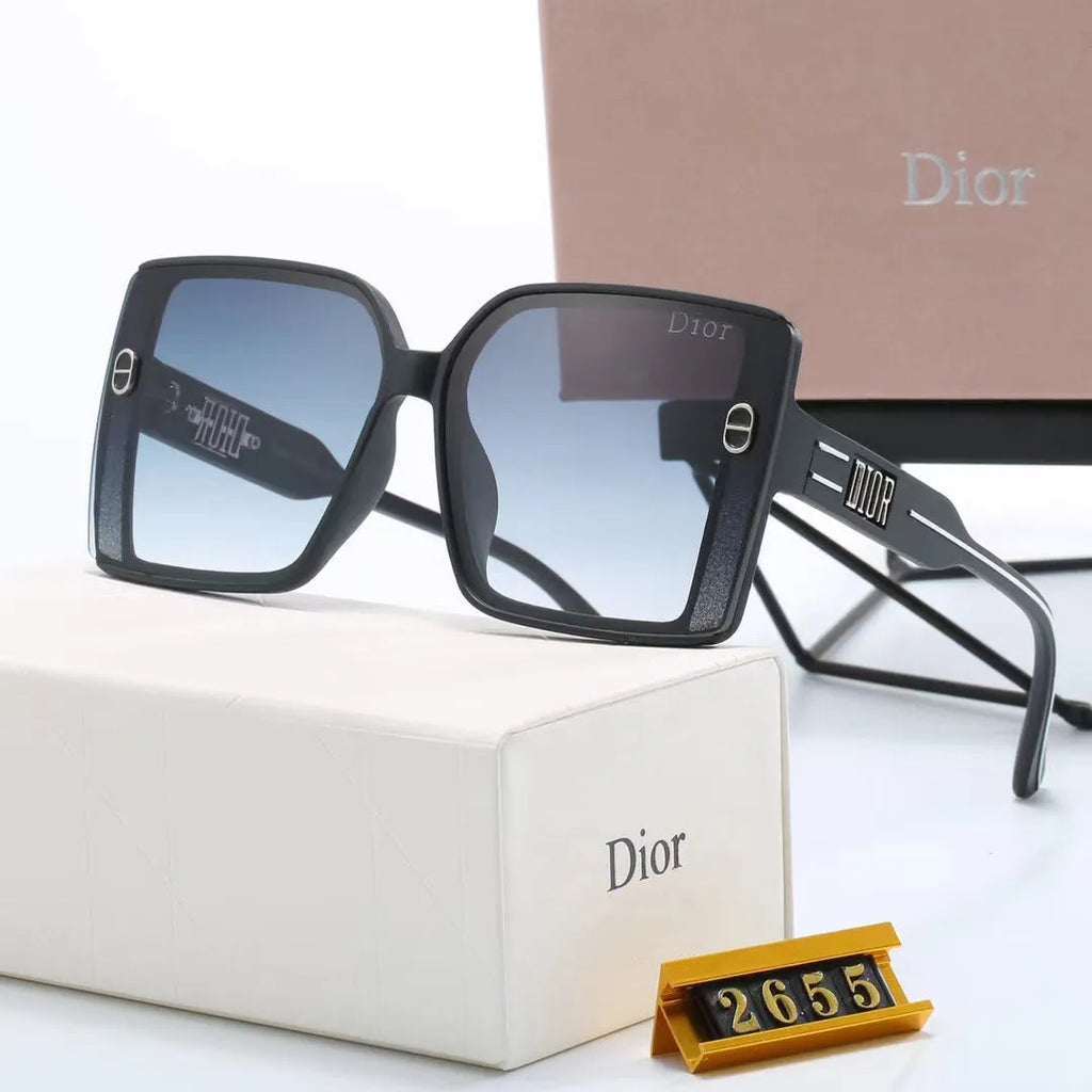 Fashion CD Letter Temple Stripe Sunglasses A3268