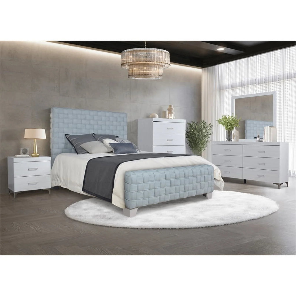 Chenille Upholstered Bed E93441