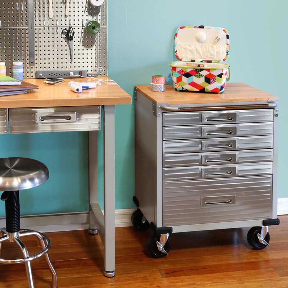 Rolling Lockable Storage Cabinet O39135