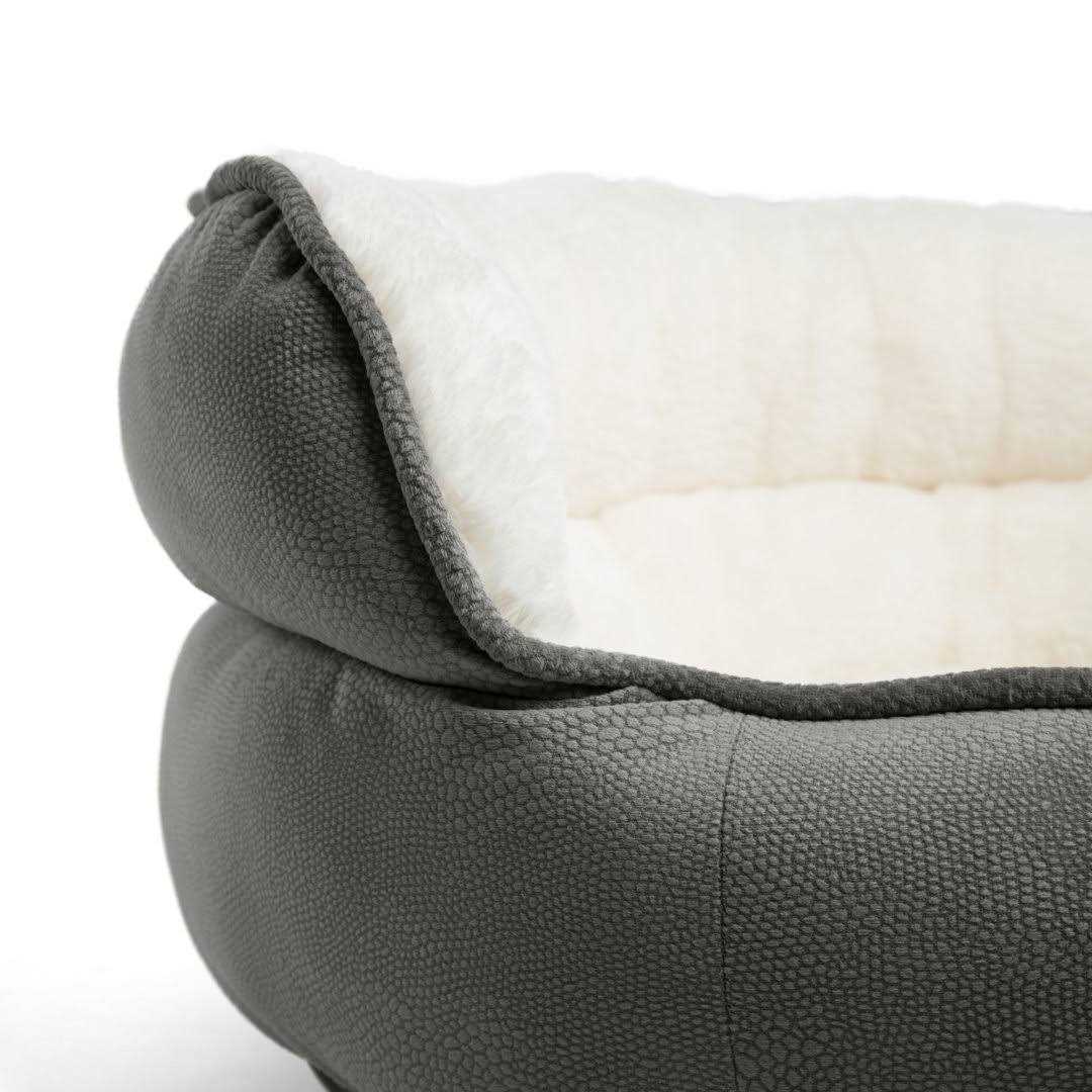 Pet Throne Cuddler U809222