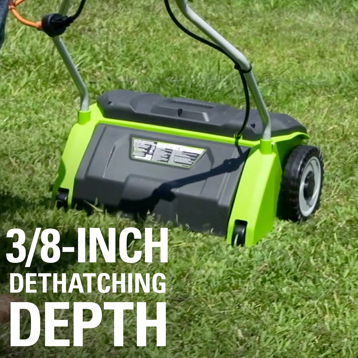 14 in. 10 Amp Corded Electric Dethatcher Y57461