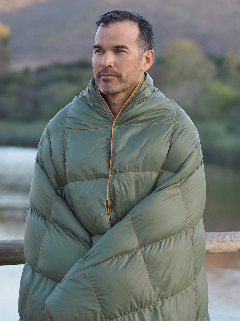 Down Camping Blanket - Packable Lightweight Warm 650 Fill Power Water-Resistant (Olive) M2587