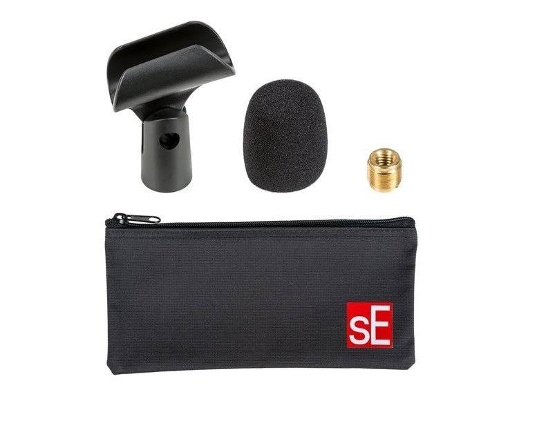 Dynamic Vocal Microphone F933379