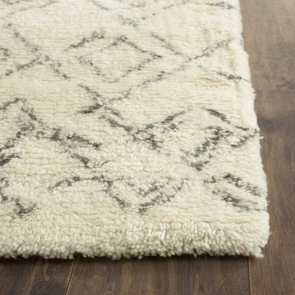 Ivory Grey Handmade Wool Shag Runner 2'3 x 8' G8052