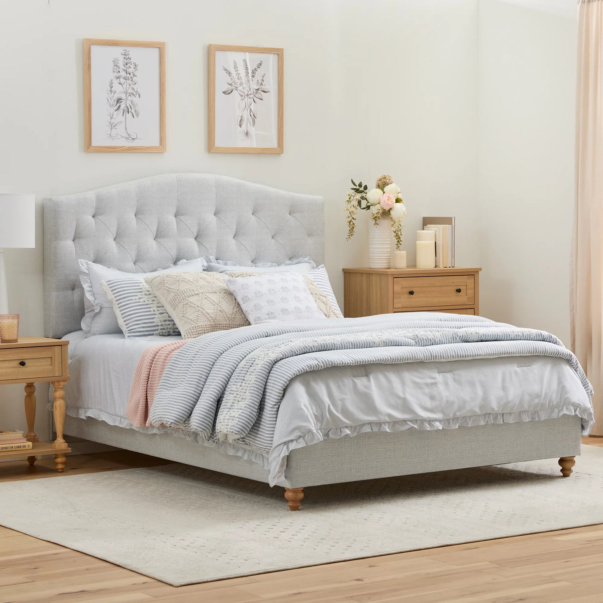 Upholstered Diamond Tufted Platform Bed, Twin, Oat T85528