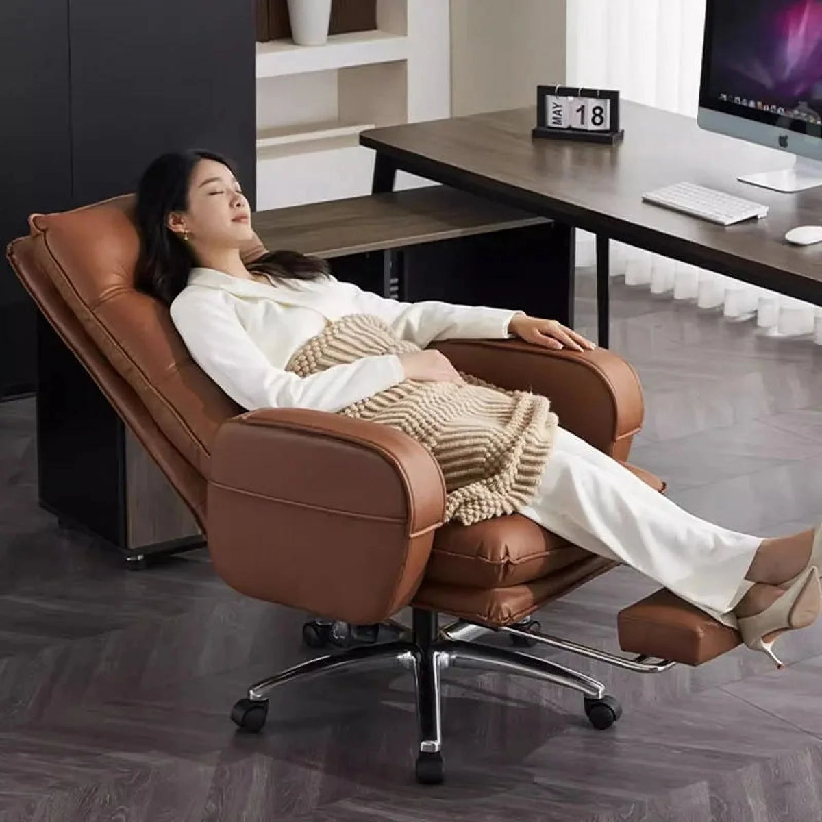 Genuine Leather Swivel Office Chairs J47827